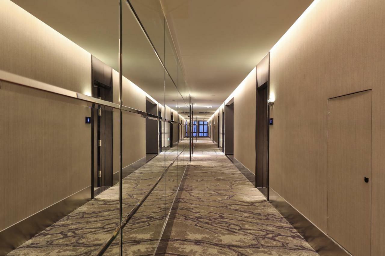Orange Hotel Shanghai Pudong Airport Exterior foto